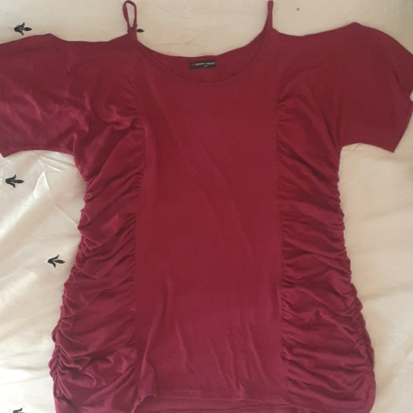 XL top - Picture 1 of 2
